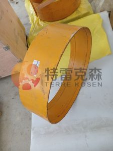 terex 9074604 spacer TR100