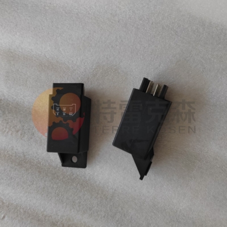 Terex Parts 15305314 INTERMITTENT WIPE RELAY FOR TR60